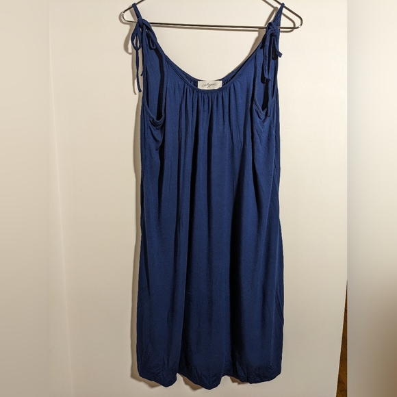 CJLA Jordyn Dress - Picture 2 of 3